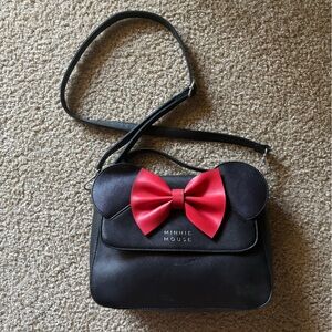 Minnie Mouse loungefly crossbody purse